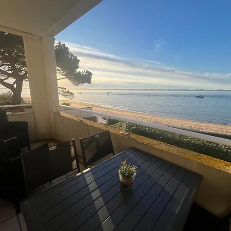 Apartment T2 En Front De Avec Vue Imprenable Et Parking A - Fr-1-374-4 *