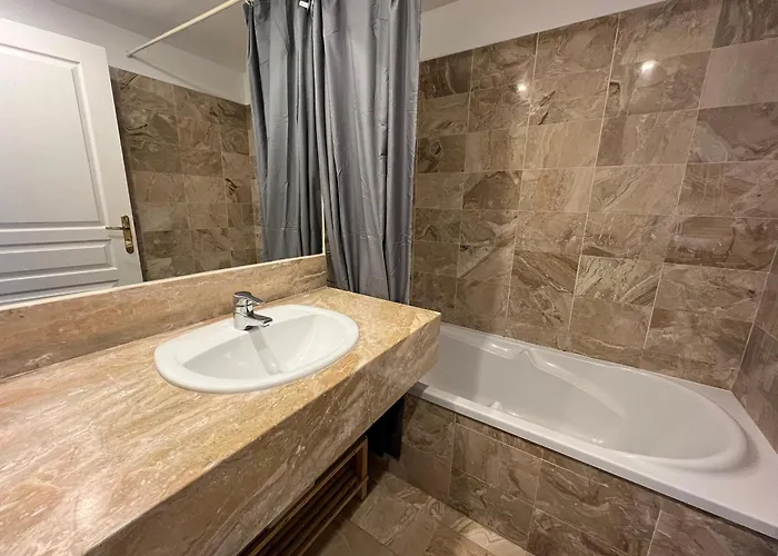 T2 Bord De Avec Parking, - Fr-1-374-4 آركاشو